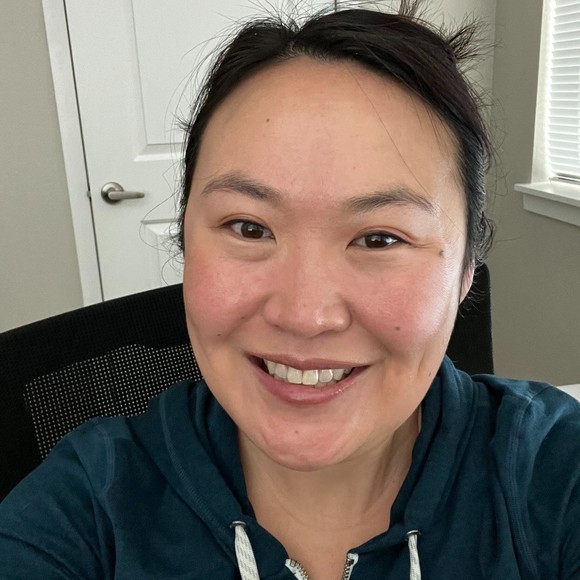 Meet your Posher, Katy - Picture 1 of 1